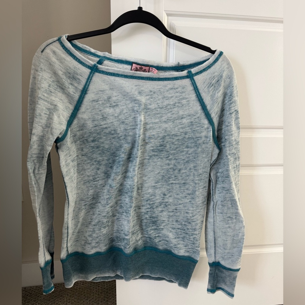 Juicy Couture lightweight sweater
